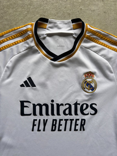 2023/24 Real Madrid Adidas Home Football Shirt - M