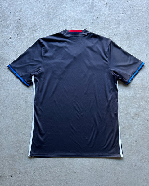 2016/17 Japan Adidas Home Football Shirt - M