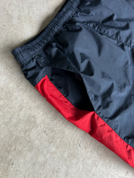 Vintage 2000s Nike Shorts - L