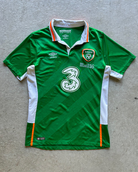 2016 Ireland Umbro Football Shirt - M