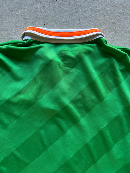2016 Ireland Umbro Football Shirt - M