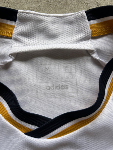 2023/24 Real Madrid Adidas Home Football Shirt - M