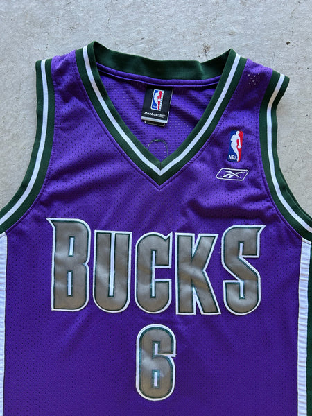 Vintage Milwaukee Bucks Andrew Bogut Reebok NBA Jersey - L