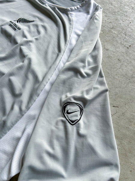 Vintage 2005 New Zealand Player Issue Training Football Shirt - L/XL