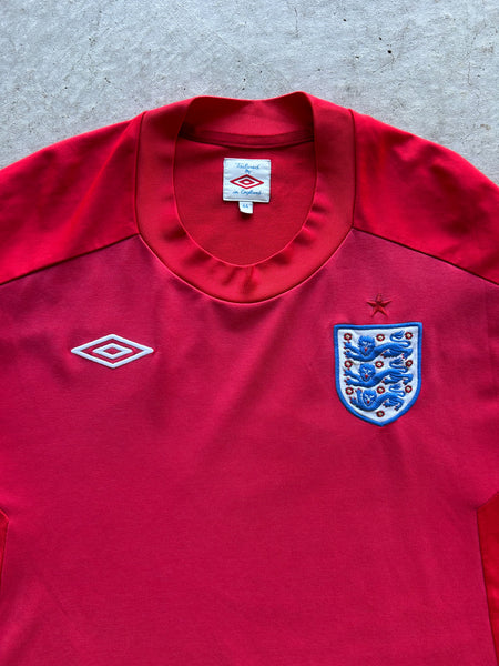 2010 England 2010 Away Umbro Football Shirt - L
