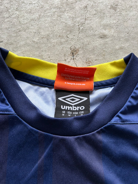 Central Coast Mariners Sleeveless Training Football Shirt- M