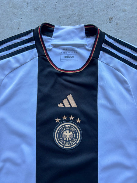 2022 Germany Adidas Home Football Shirt - M