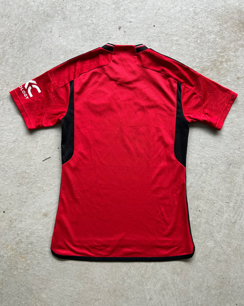 2023/24 Manchester United Home Football Shirt - S / M slim fit