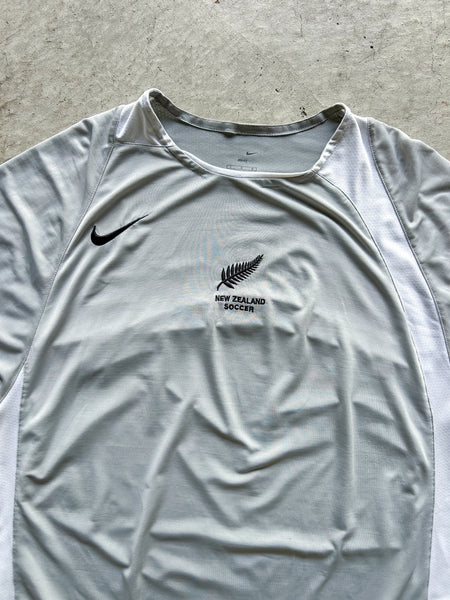Vintage 2005 New Zealand Player Issue Training Football Shirt - L/XL