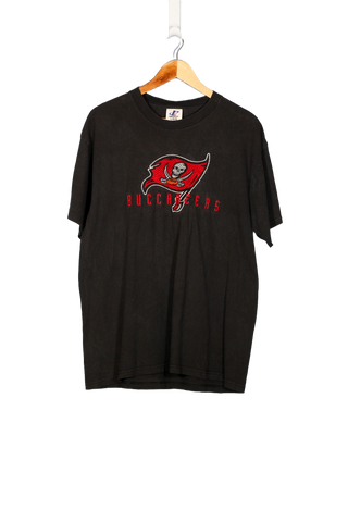 Vintage Tampa Bay Buccaneers Embroidered NFL T-Shirt - L