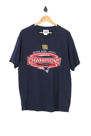 Vintage 2004 New England Patriots Super Bowl XXXVIII Champions NFL T-Shirt - L