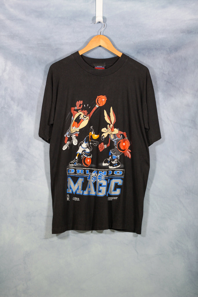 Gildan, Shirts, Vintage Nba Orlando Magic Looney Tunes Shirt American  Basketball Shirt Graphic